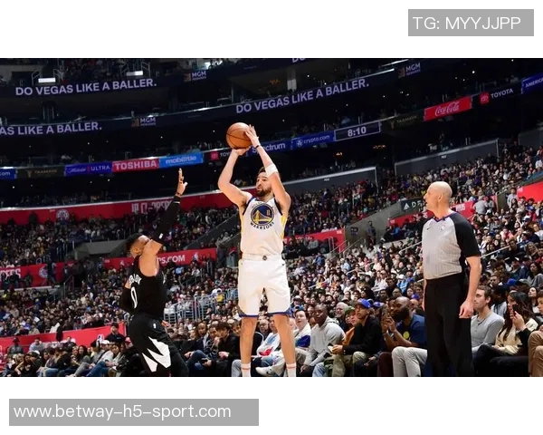 杰弗森分析KD加盟与离开对勇士夺冠的影响库里并未因此获得拯救 杰弗森分析KD加盟与离开对勇士夺冠的影响库里并未因此获得拯救