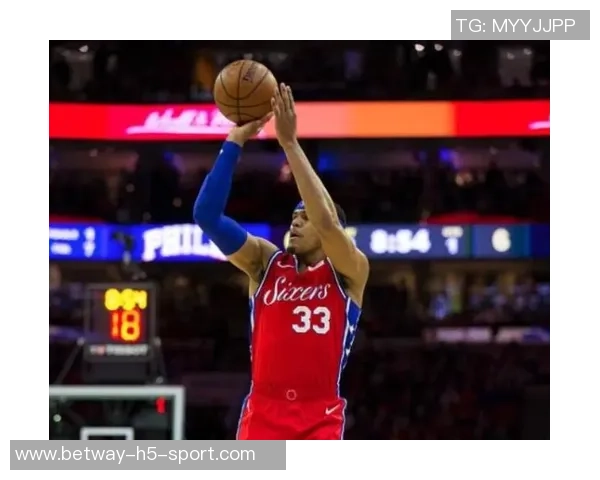 克尼佩尔三分球神速破纪录主帅称其投篮姿势堪称顶级基本功扎实 克尼佩尔三分球神速破纪录主帅称其投篮姿势堪称顶级基本功扎实